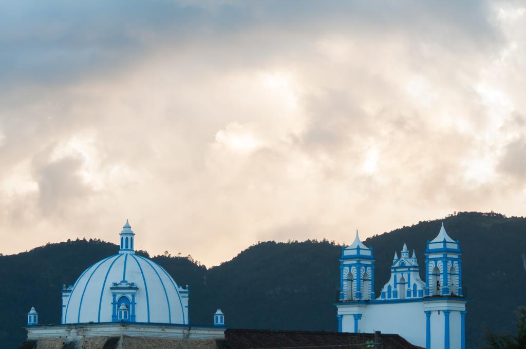 Casa Del Alba Hotel San Cristobal de las Casas Bagian luar foto